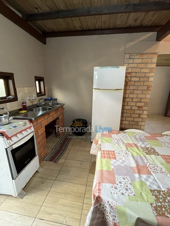 Casa para aluguel de temporada em Garopaba (Praia da Ferrugem)