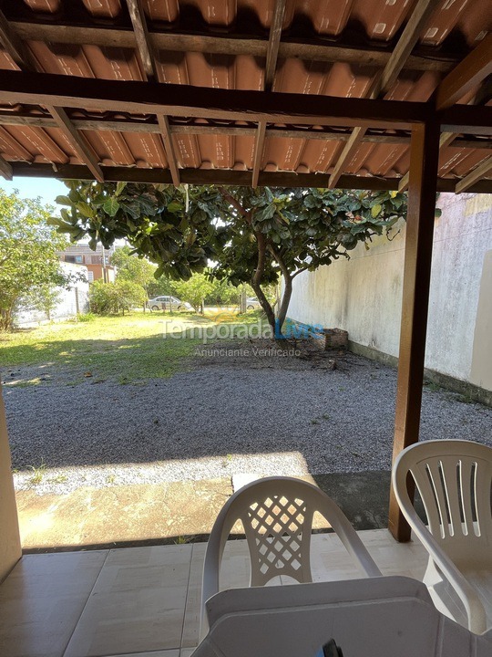 Casa para aluguel de temporada em Garopaba (Praia da Ferrugem)