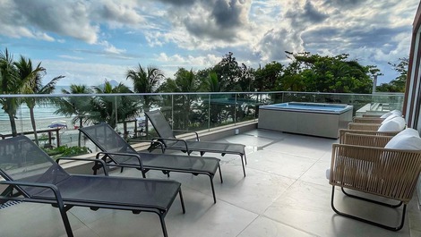 Clean Luxurious House, of the Highest Standard in Juquehy