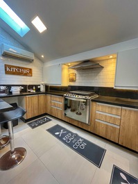 Clean Luxurious House, of the Highest Standard in Juquehy