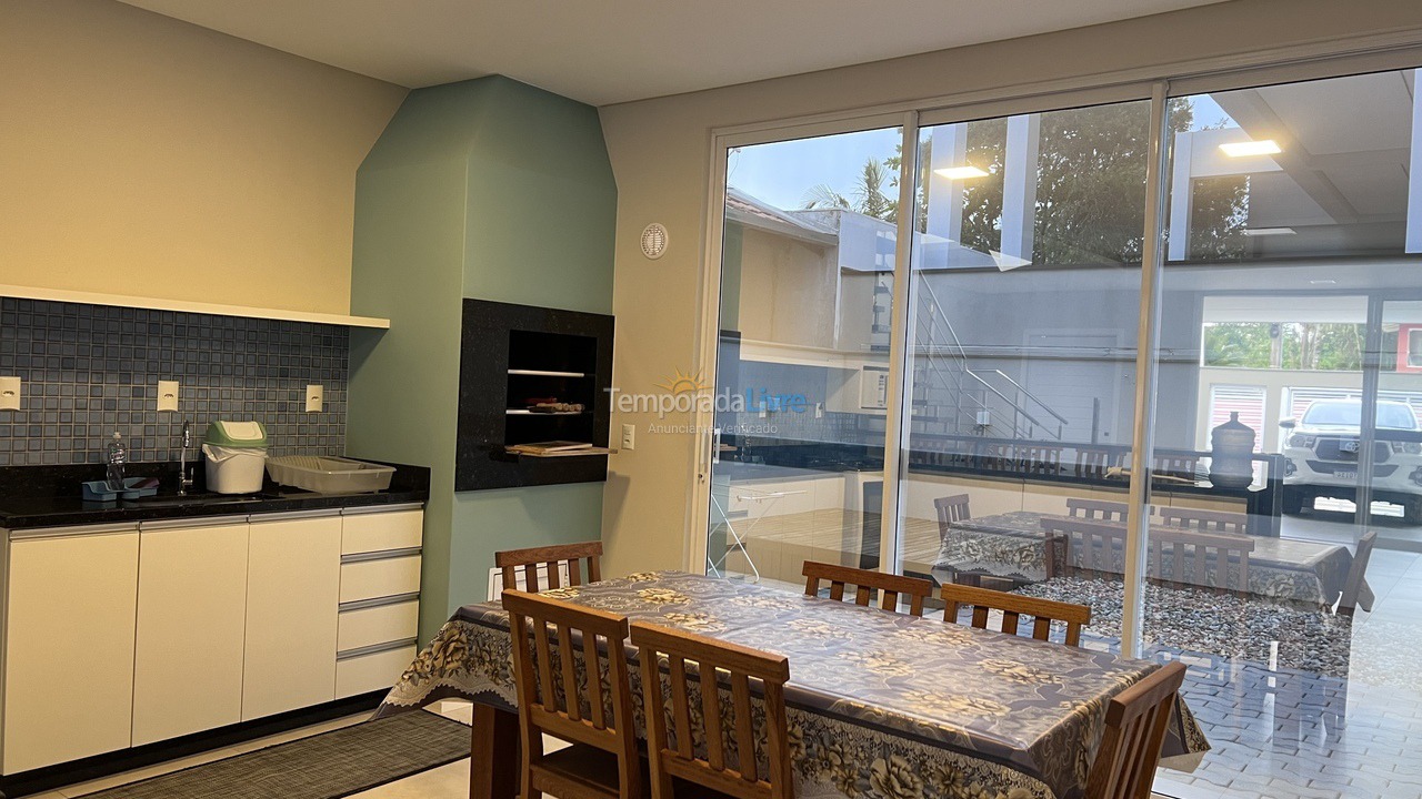 Casa para aluguel de temporada em Bombinhas (Mariscal)