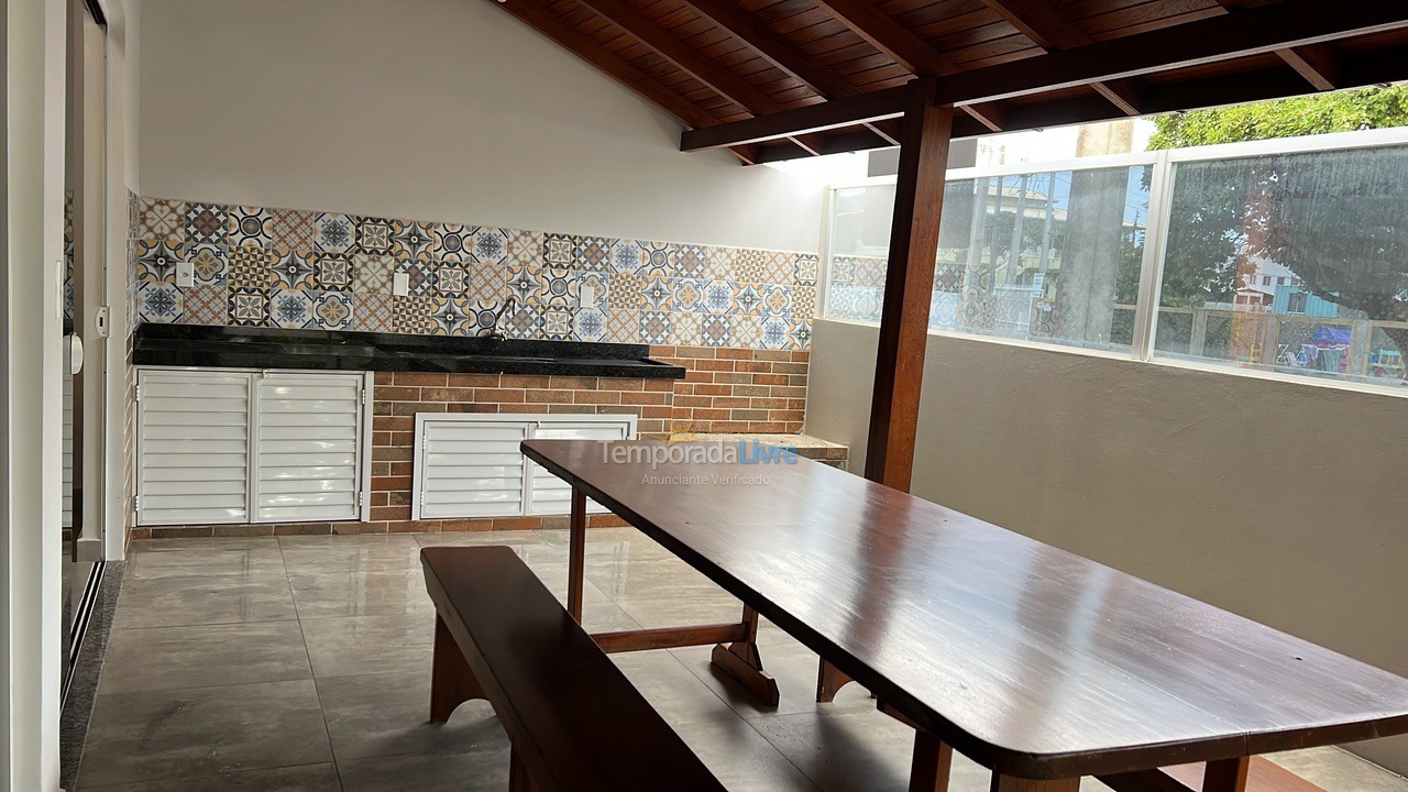 Casa para aluguel de temporada em Bombinhas (Canto Grande)