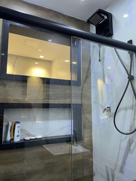 Box com nicho embutido