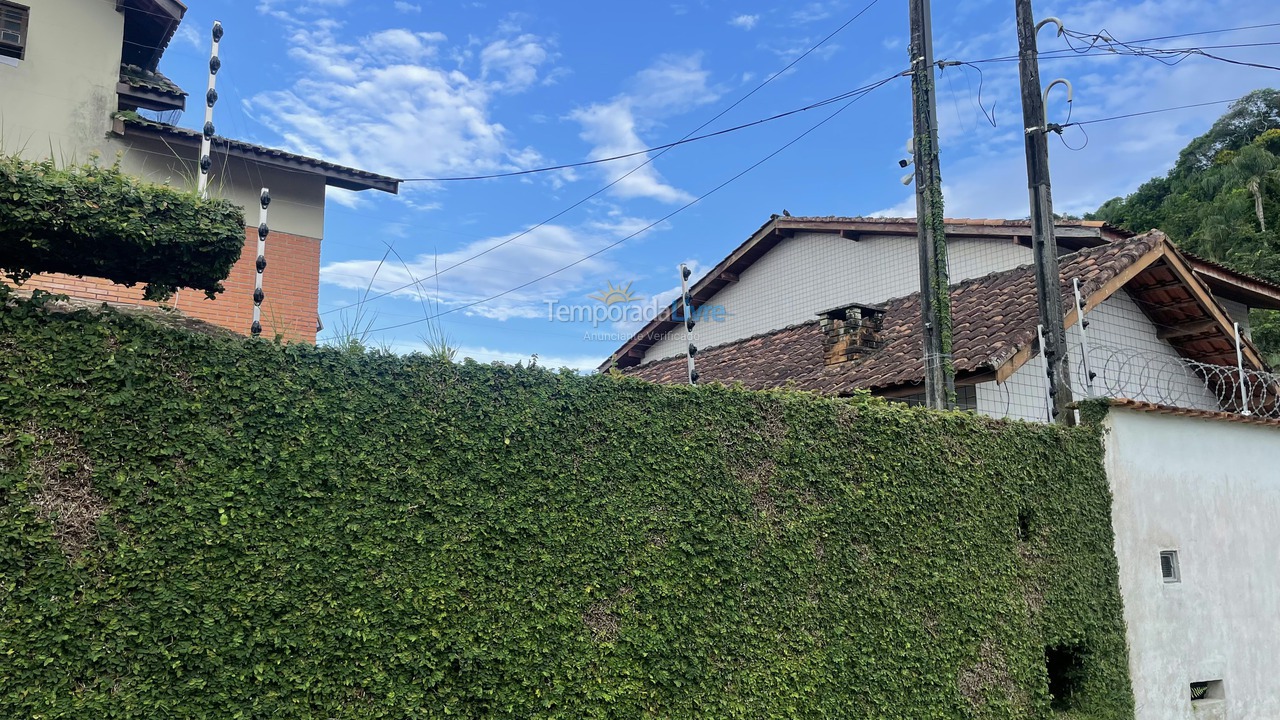 House for vacation rental in Bertioga (Praia do Indaiá)