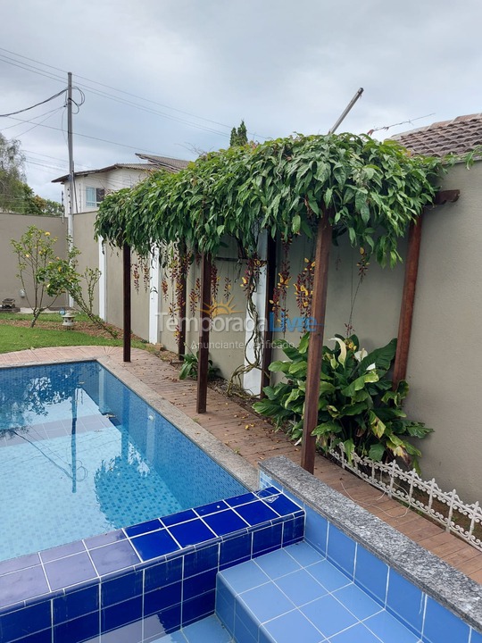 Casa para alquiler de vacaciones em Guarapari (Enseada Azul)