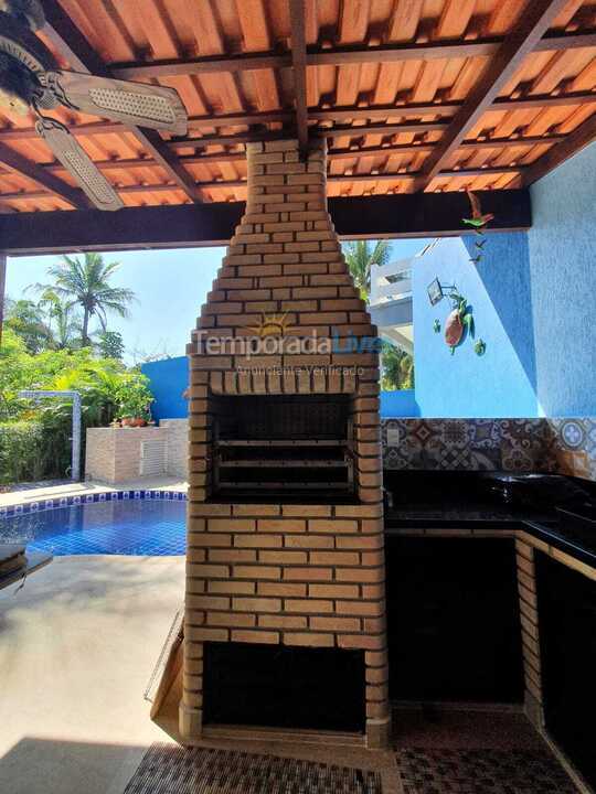 Casa para aluguel de temporada em Bertioga (Praia de Guaratuba)