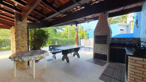 CONFORTÁVEL CASA TERREA - PRAIA GUARATUBA SP - 50 MTS DA PRAIA - WIFI