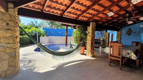 CONFORTÁVEL CASA TERREA - PRAIA GUARATUBA SP - 50 MTS DA PRAIA - WIFI