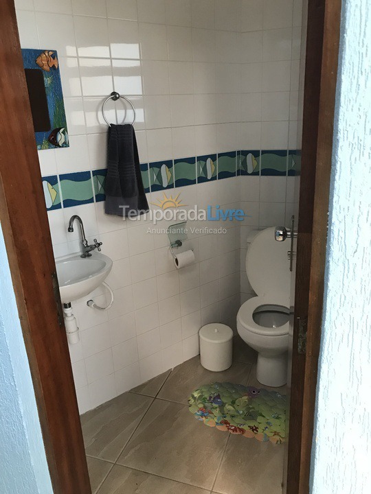 Casa para aluguel de temporada em Bertioga (Praia de Guaratuba)