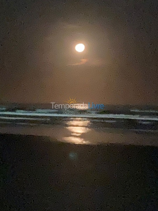 Casa para aluguel de temporada em Bertioga (Praia de Guaratuba)