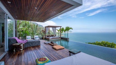 Surpreendente Mansão luxuosa no Joá, vista para o Mar