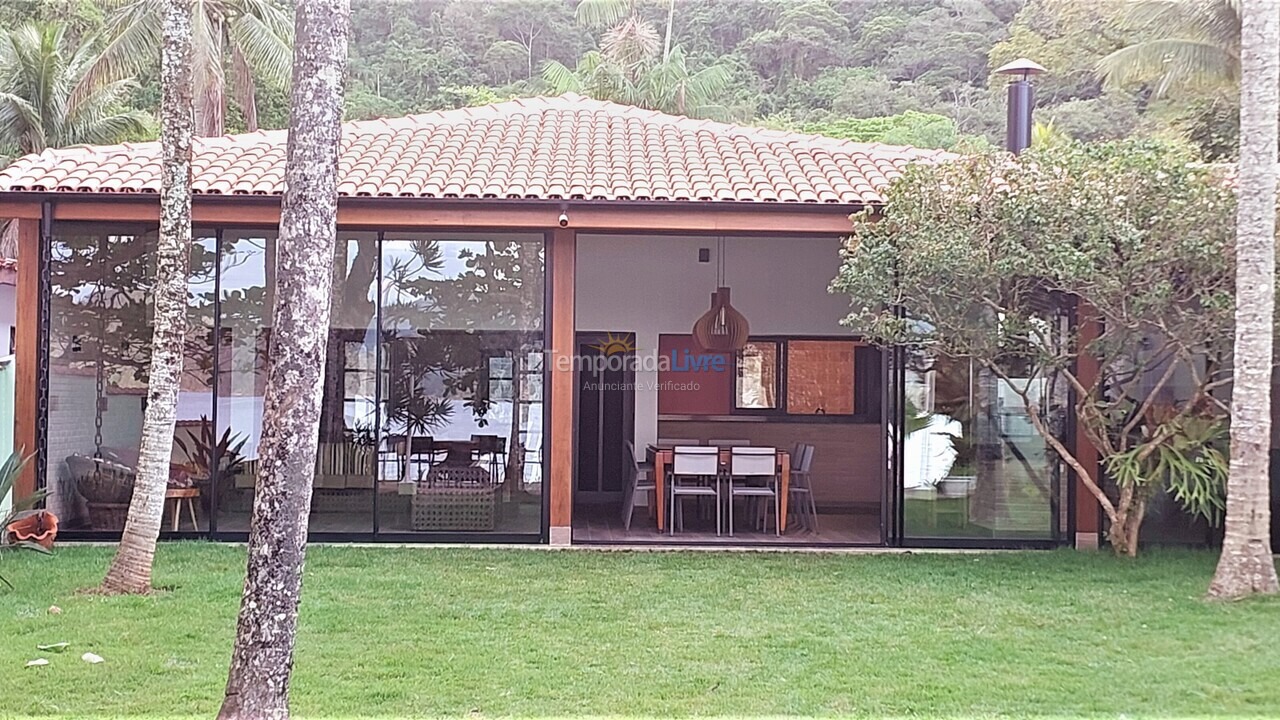 House for vacation rental in Ubatuba (Praia da Fortaleza)