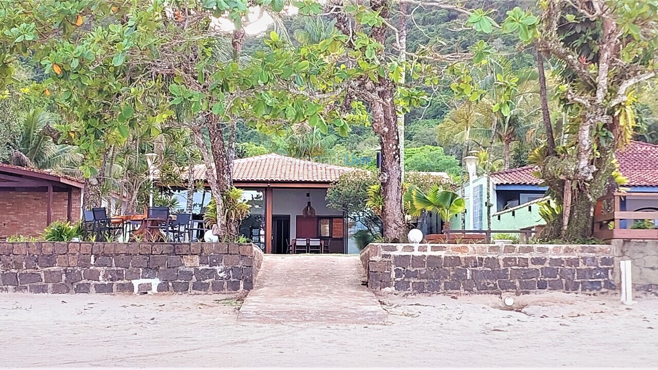 House for vacation rental in Ubatuba (Praia da Fortaleza)