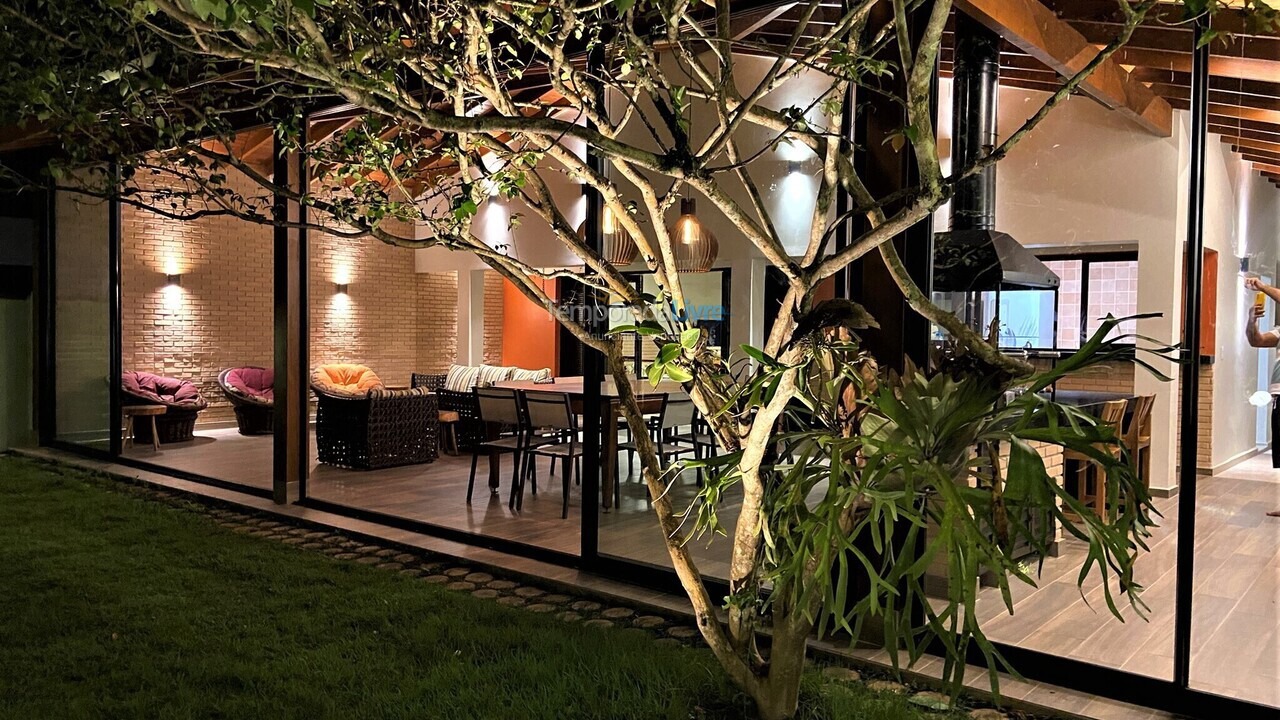 House for vacation rental in Ubatuba (Praia da Fortaleza)