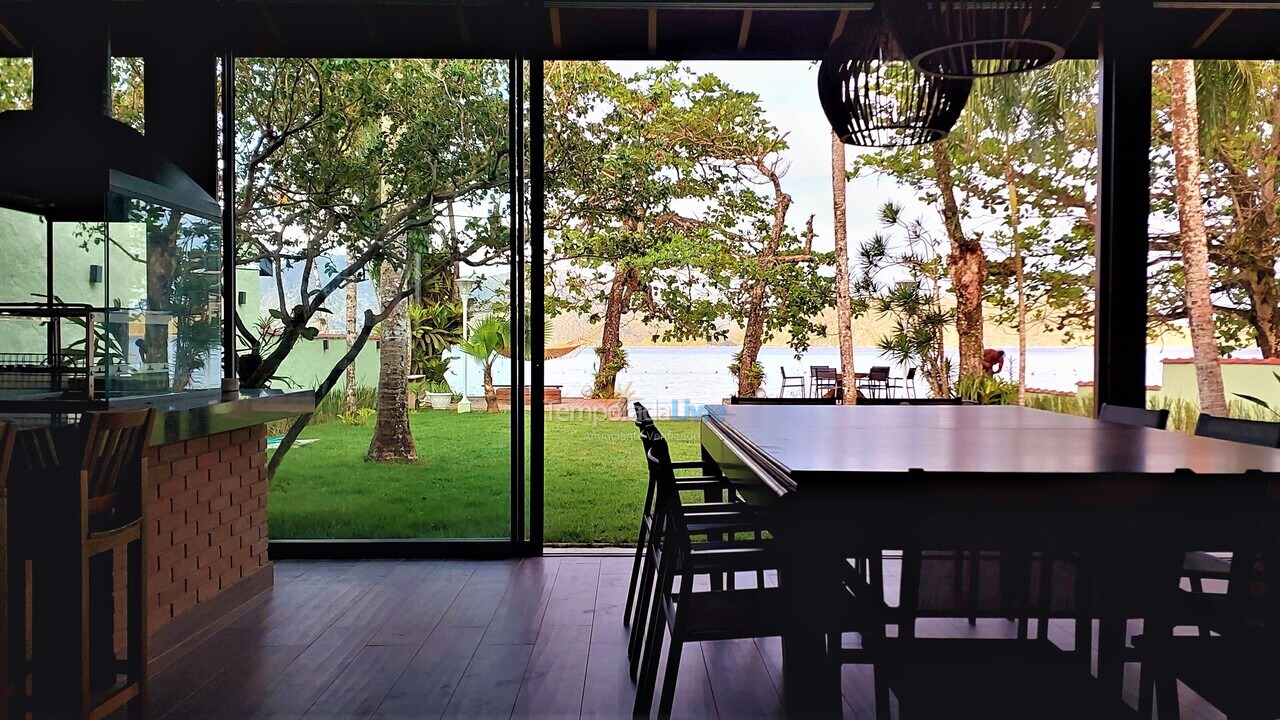 House for vacation rental in Ubatuba (Praia da Fortaleza)