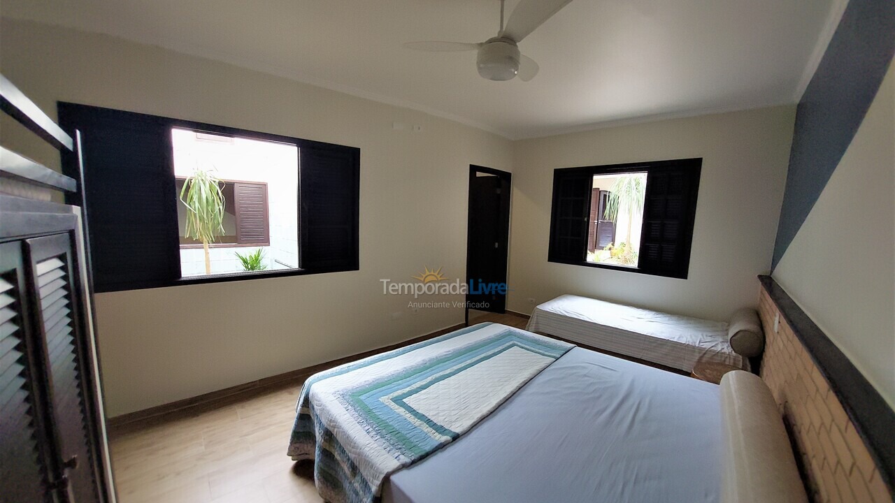 House for vacation rental in Ubatuba (Praia da Fortaleza)