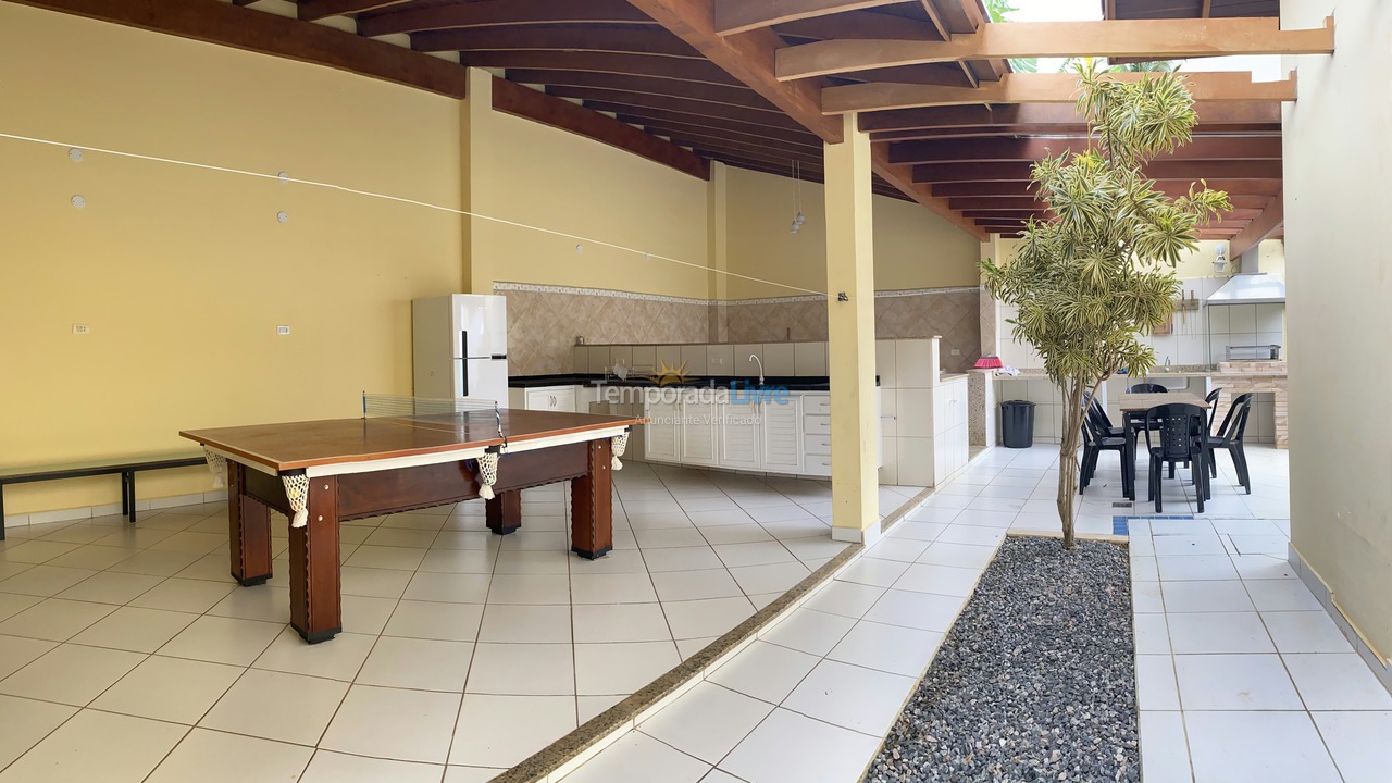 Casa para alquiler de vacaciones em São Sebastião (Praia deserta)