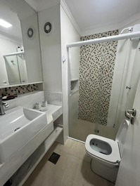 RIVIERA: Apt 2Dorms (1Suite), ar, 6 hósp, com maior área de lazer, M6