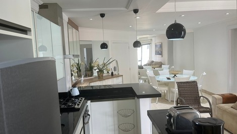 RIVIERA: Apt 2Dorms (1Suite), ar, 6 hósp, com maior área de lazer, M6