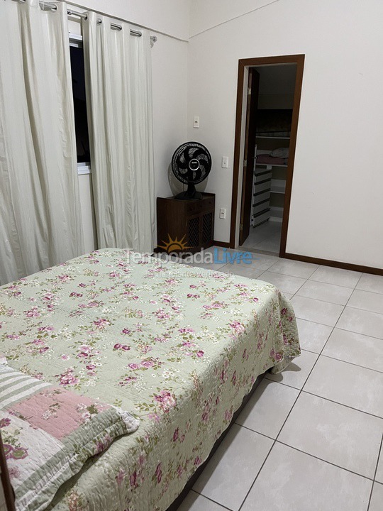 Casa para alquiler de vacaciones em Guarapari (Enseada Azul)