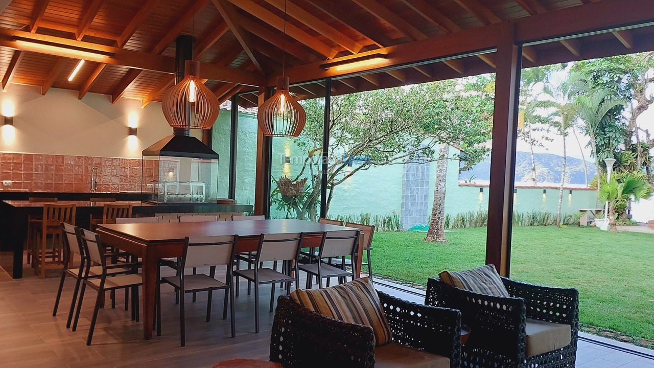 House for vacation rental in Ubatuba (Praia da Fortaleza)