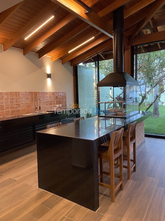 House for vacation rental in Ubatuba (Praia da Fortaleza)