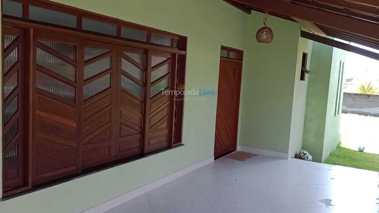 Casa para aluguel de temporada em Maraú (Taipu de Fora)