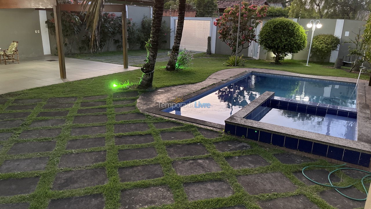 Casa para alquiler de vacaciones em Guarapari (Enseada Azul)