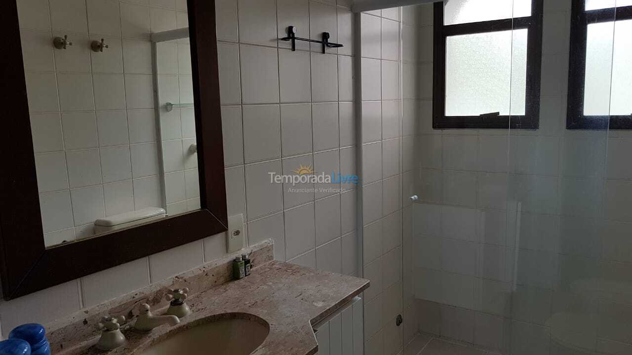 Apartamento para aluguel de temporada em Bertioga (Riviera de São Lourenço)
