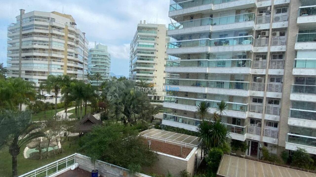 Apartamento para aluguel de temporada em Bertioga (Riviera de São Lourenço)