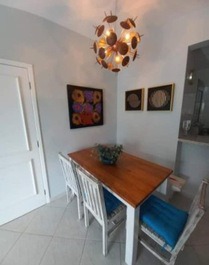 RIVIERA: Pie en la arena, 3 dormitorios (1 suite), aire, 8 invitados, balcón con Chur, M7