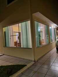 Adosado en urbanización cerrada -50 metros de la playa