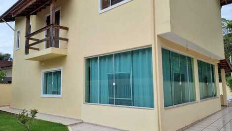 Casa para alugar em São Sebastião - Praia da Boracéia