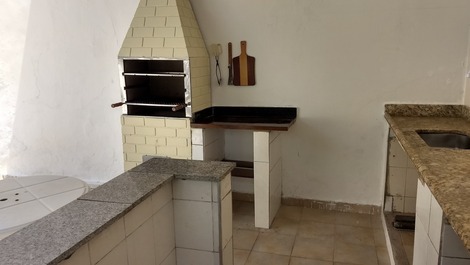 ACOGEDORA CASA HASTA 15 PERSONAS GUARUJÁ - ENSEADA A 2 CUADRAS DE LA PLAYA