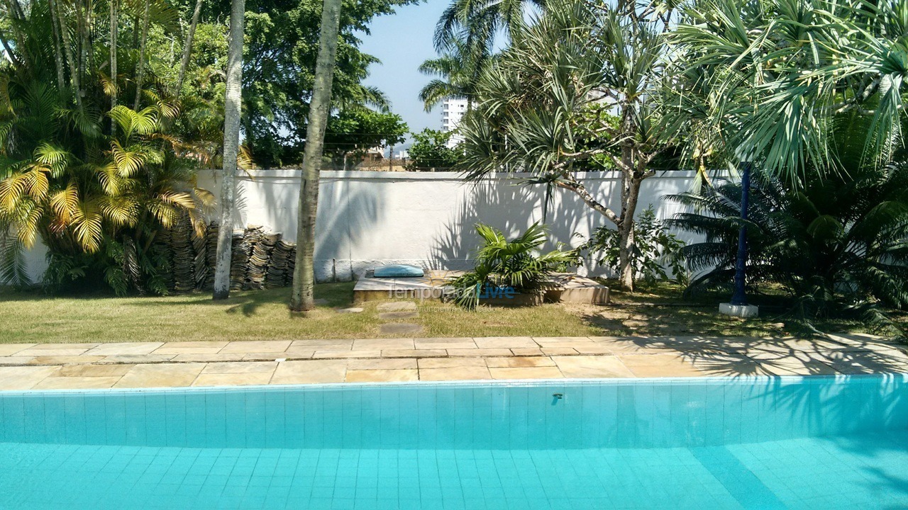 Casa para alquiler de vacaciones em Guarujá (Enseada)