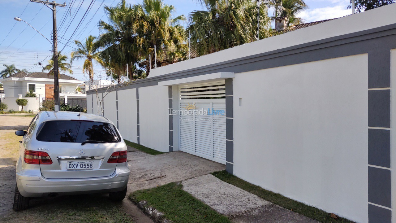Casa para alquiler de vacaciones em Guarujá (Enseada)