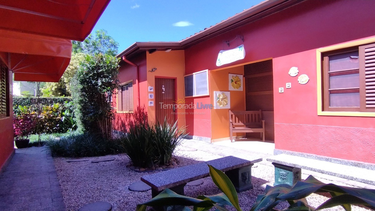 Casa para alquiler de vacaciones em Ubatuba (Praia do Lázaro)