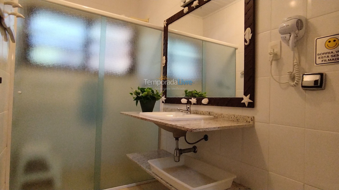 Casa para alquiler de vacaciones em Ubatuba (Praia do Lázaro)