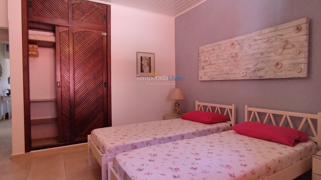 Casa para alquiler de vacaciones em Ubatuba (Praia do Lázaro)