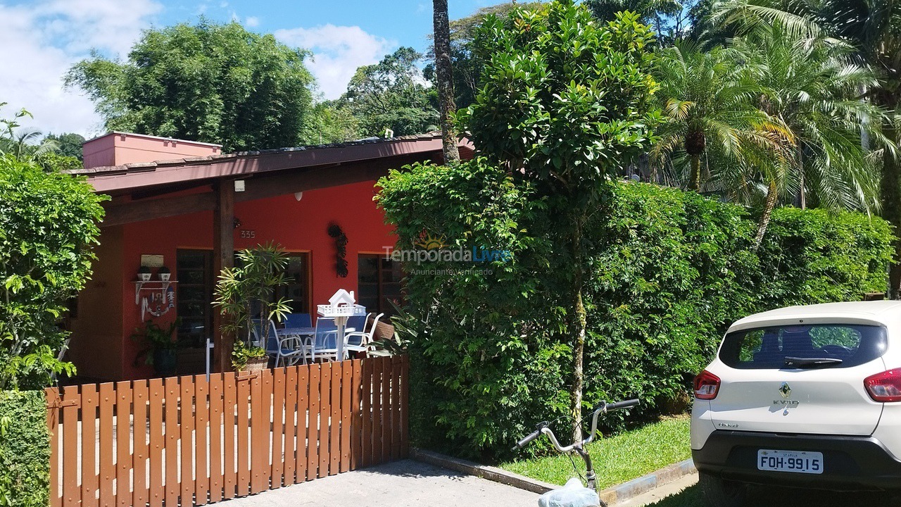 Casa para alquiler de vacaciones em Ubatuba (Praia do Lázaro)