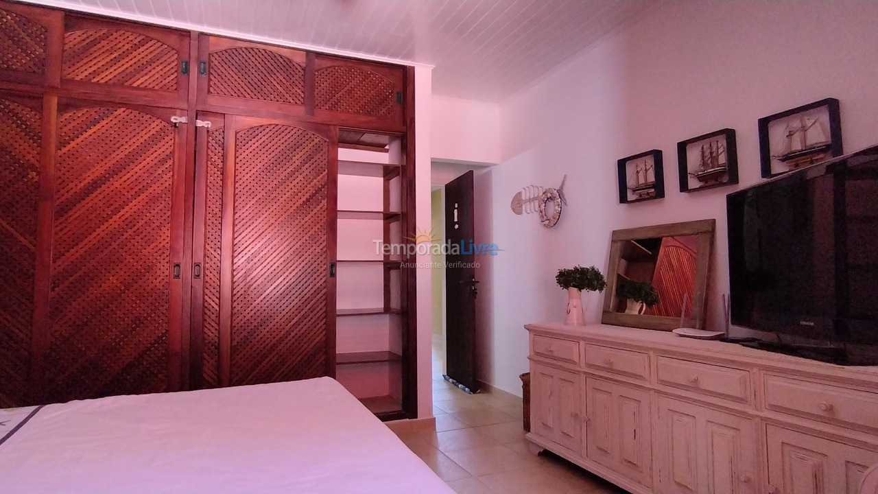 Casa para alquiler de vacaciones em Ubatuba (Praia do Lázaro)