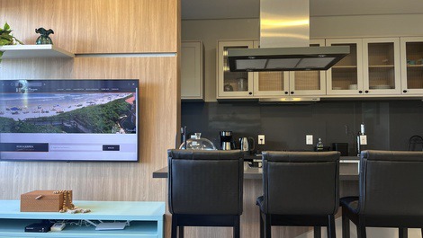 APARTAMENTO BEIRA MAR 3 SUÍTES