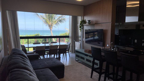 APARTAMENTO BEIRA MAR 3 SUÍTES