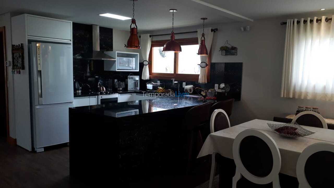 Casa para alquiler de vacaciones em Garopaba (Garopaba)