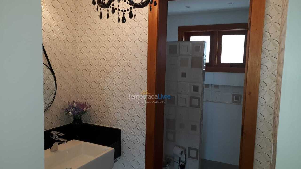 Casa para alquiler de vacaciones em Garopaba (Garopaba)