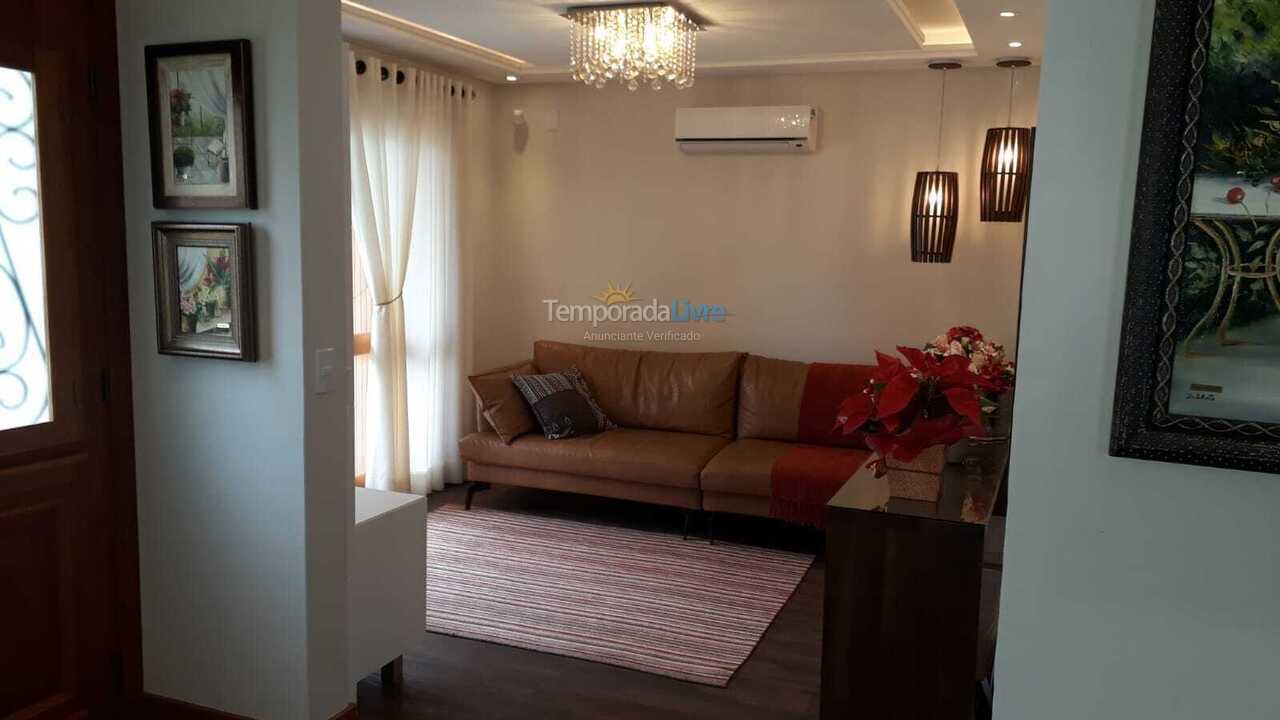 Casa para alquiler de vacaciones em Garopaba (Garopaba)