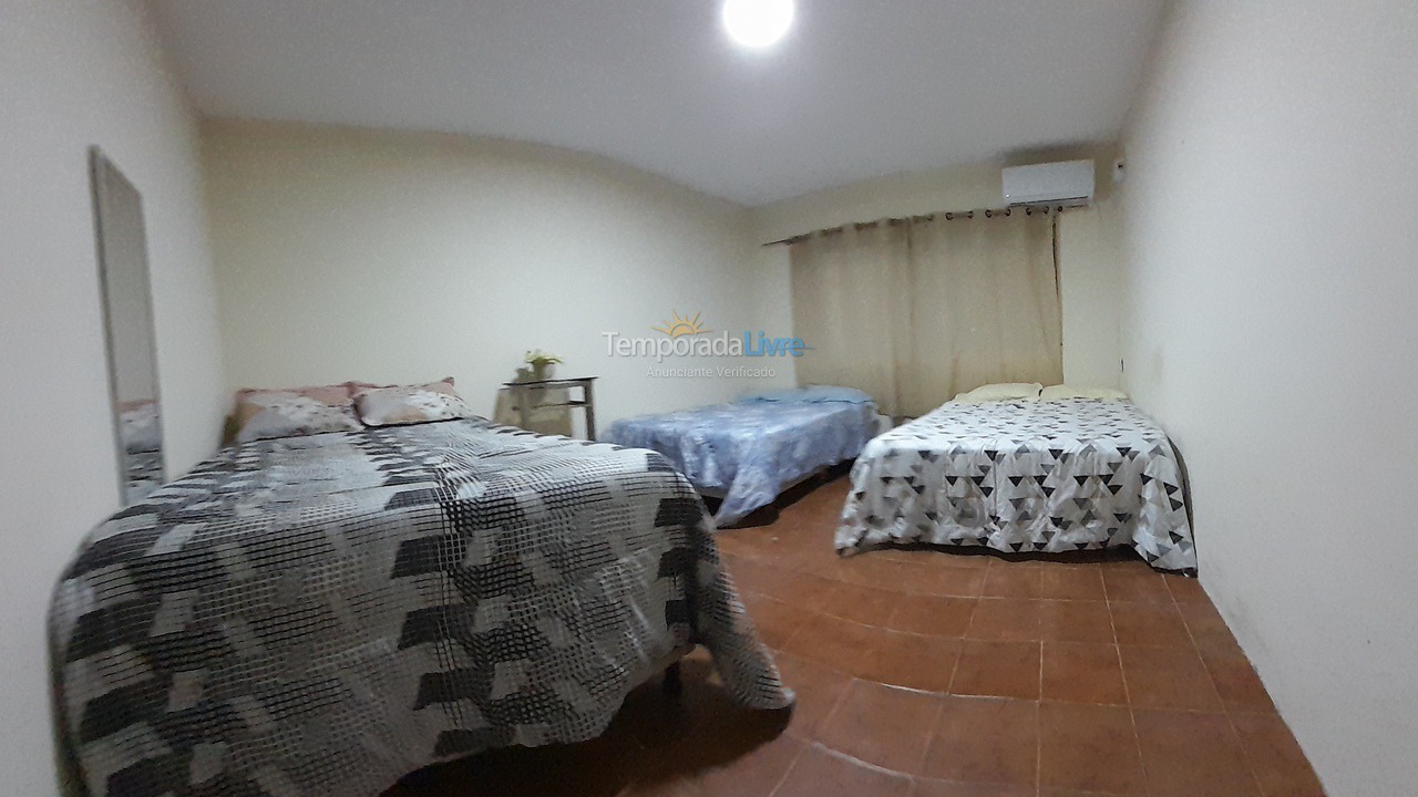 Casa para aluguel de temporada em Camaçari (Praia de Guarajuba)