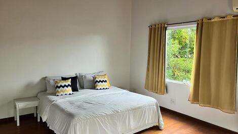 Large Duplex inside Posada, Servicios y Jardines