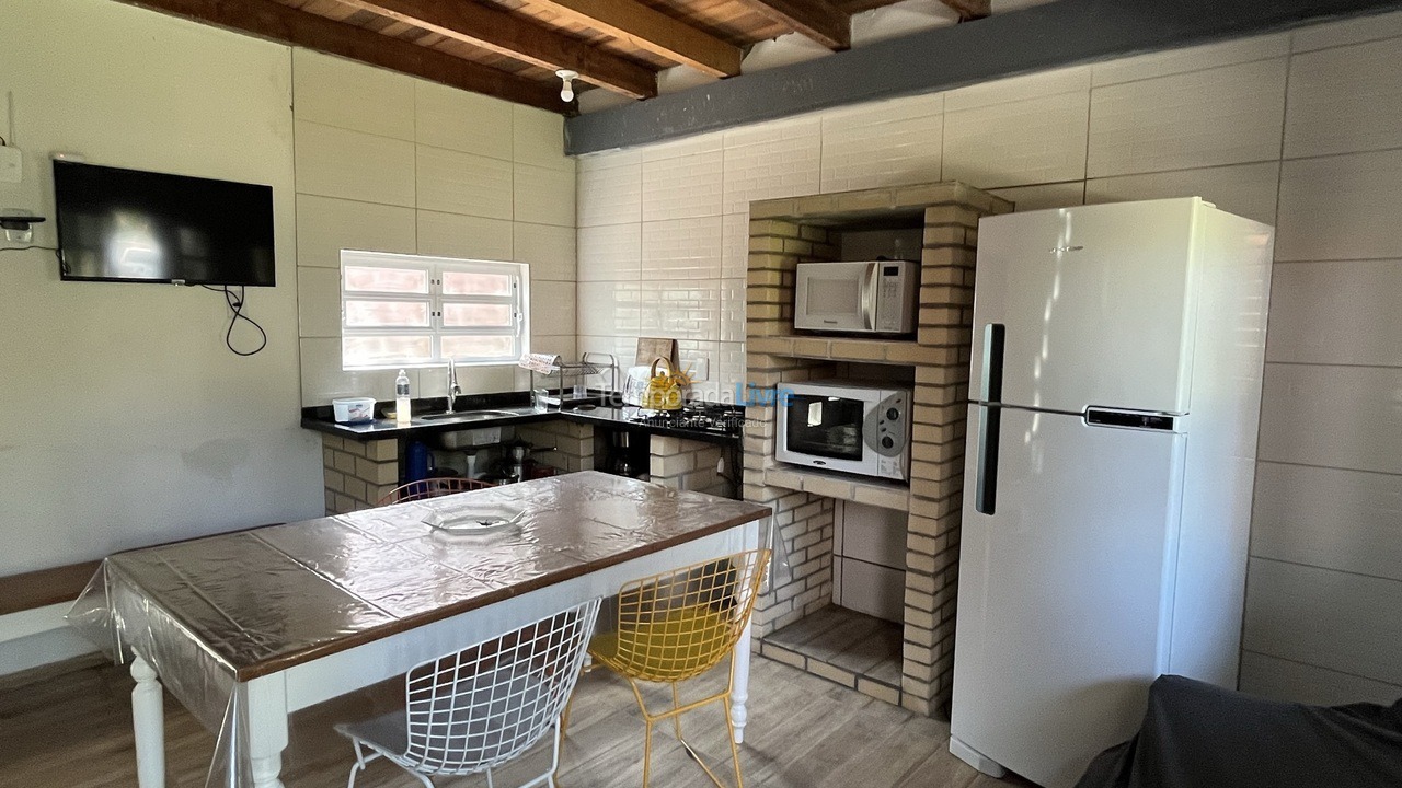 Casa para aluguel de temporada em Garopaba (Praia da Ferrugem)