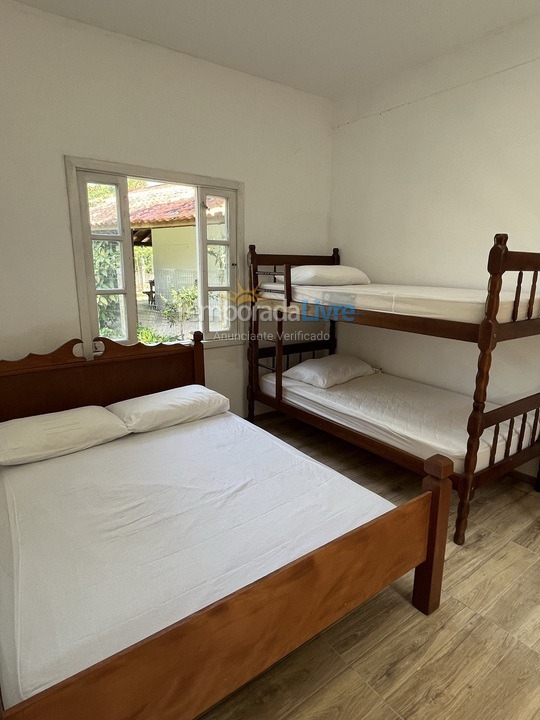Casa para aluguel de temporada em Garopaba (Praia da Ferrugem)